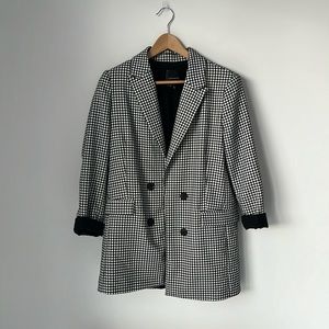 Dynamite black and white vest